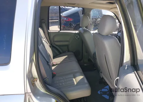 2005 Jeep Liberty Limited Edition z USA, uszkodzony, nr VIN 1J8GK58K95W620600